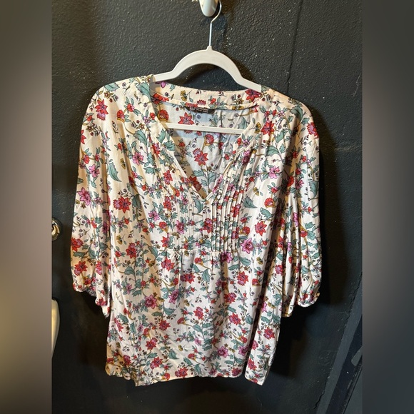 BloomChic Pink and Red Floral Pleated Blouse - Picture 1 of 4